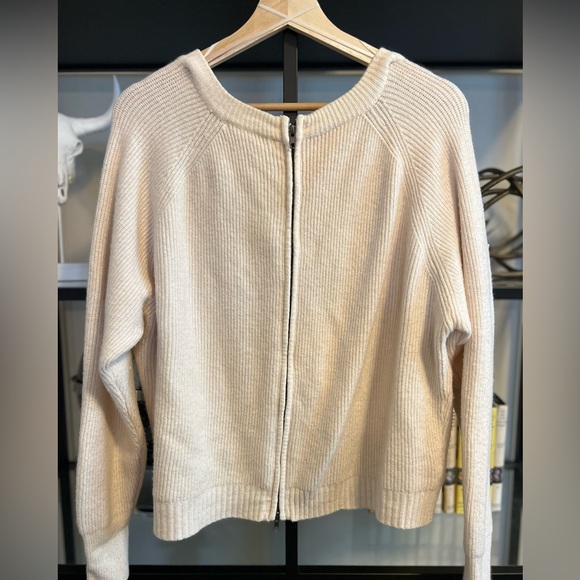 Thread & Supply Sweater | Size Medium - Picture 2 of 2